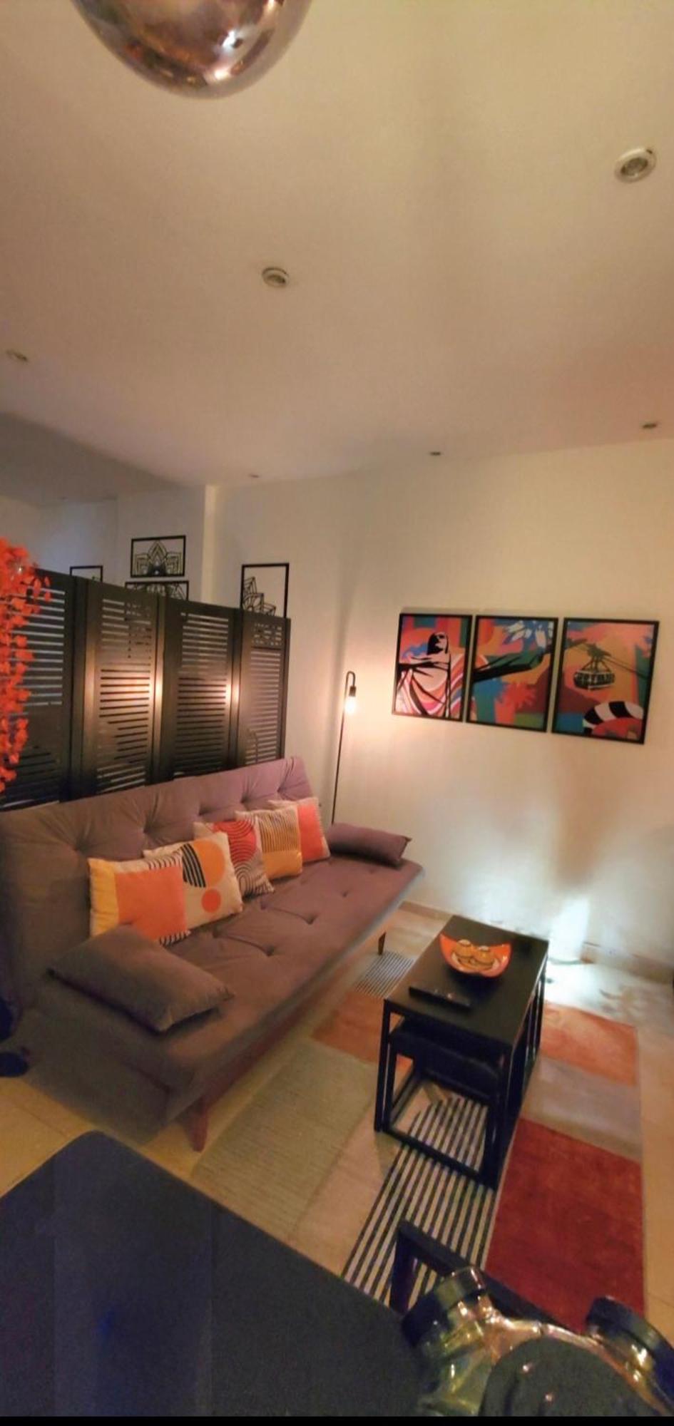 Studio Apartment