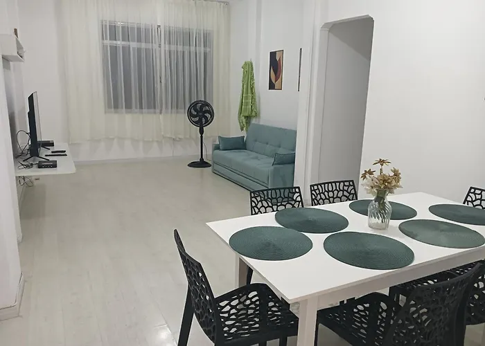 Amplo Apartamento em Copacabana no Posto 5 Até 8 Hóspedes Sem Taxa de Limpeza Rio de Janeiro