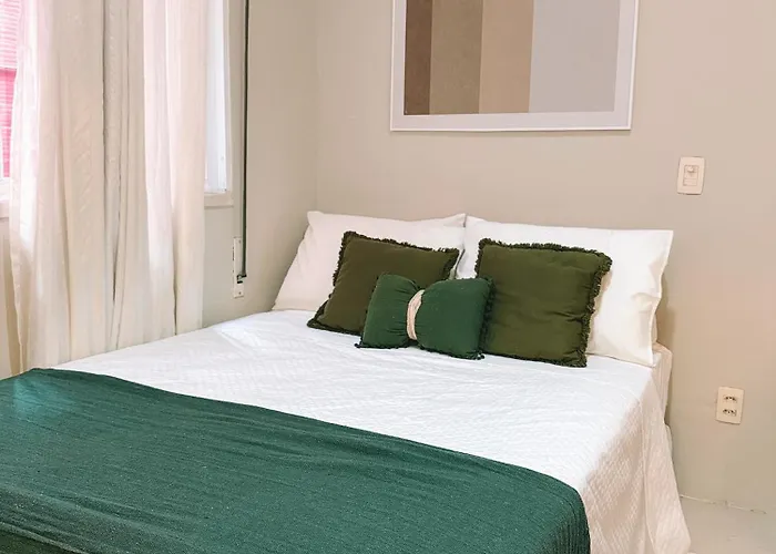 Apartamento moderno frente Praia do Flamengo perto do metrô Rio de Janeiro